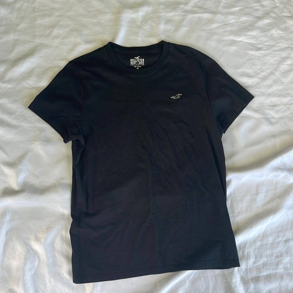 Medium Black Classic Hollister T-Shirt